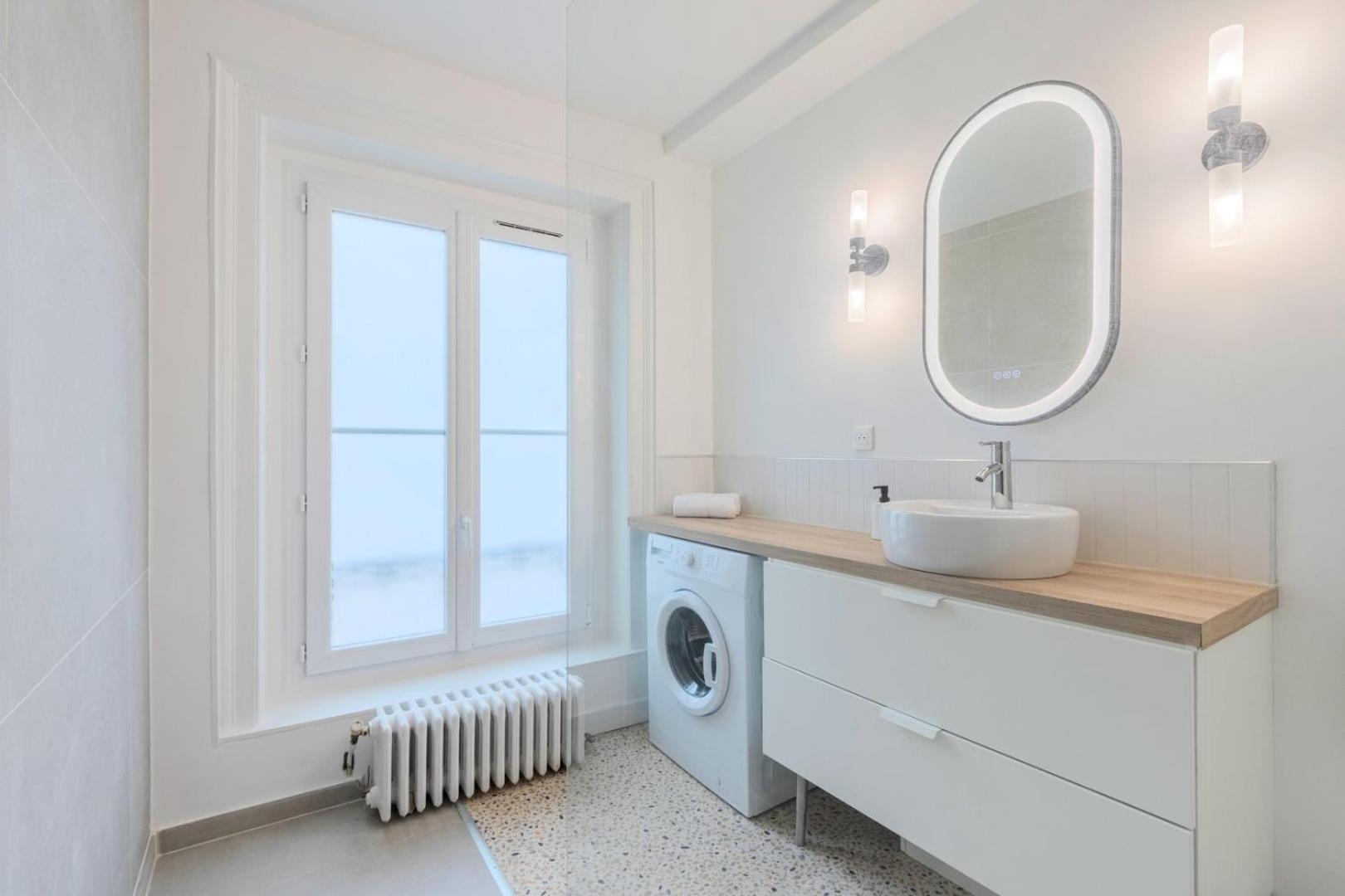 3 Bedroom Apartment On The Grand Place ليل المظهر الخارجي الصورة