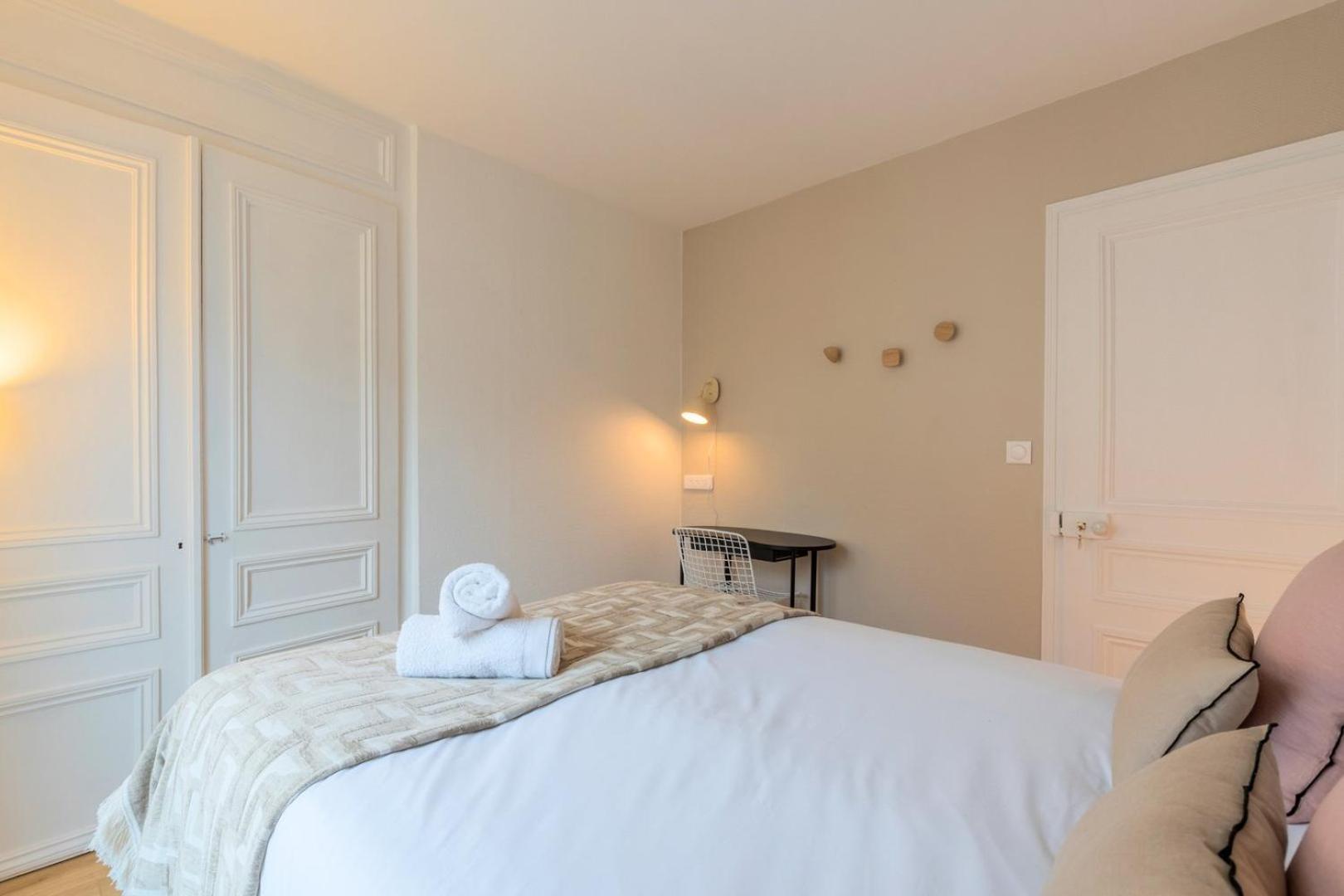 3 Bedroom Apartment On The Grand Place ليل المظهر الخارجي الصورة